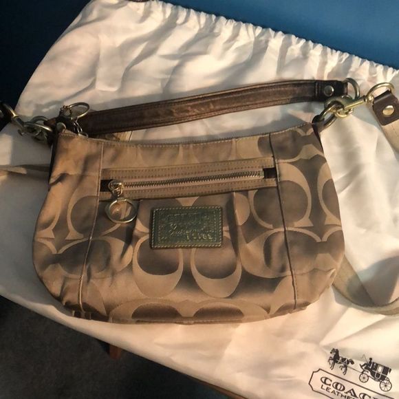 Coach purse - Picture 14 of 15